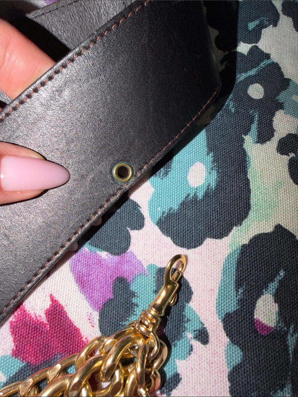 Byblos Black Leather Waist Belt with Gold Crescent and Chain Charms - Picture 8 of 8